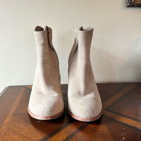 JOIE Dalton Suede Leather Stacked-Heel Bootie Cement 39 (9) Ankle Neutral Nude - Picture 5 of 15